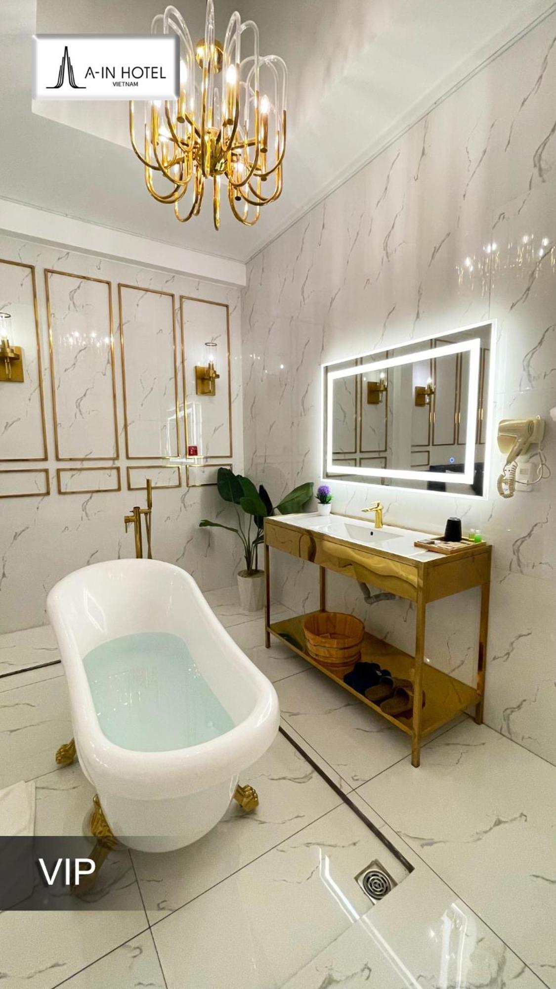 A In Hotel Glamour Хошимин Экстерьер фото